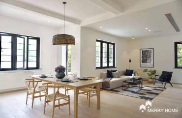 Beautiful apt with big balcony modern and bright in French concession